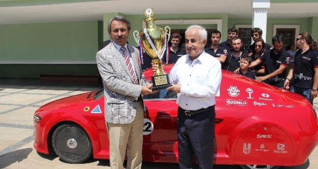 Pehlivan Elektrak 100 km 75 kuruş yakıyor!