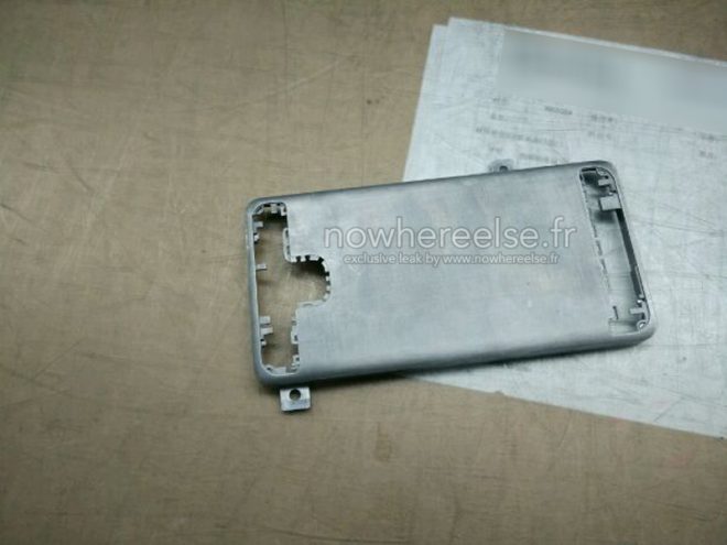 Samsung-Galaxy-S6-metal-chassis-01