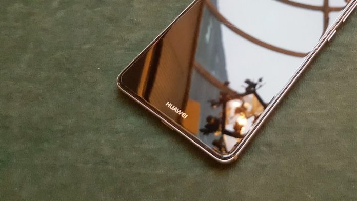 Huawei Mate SE