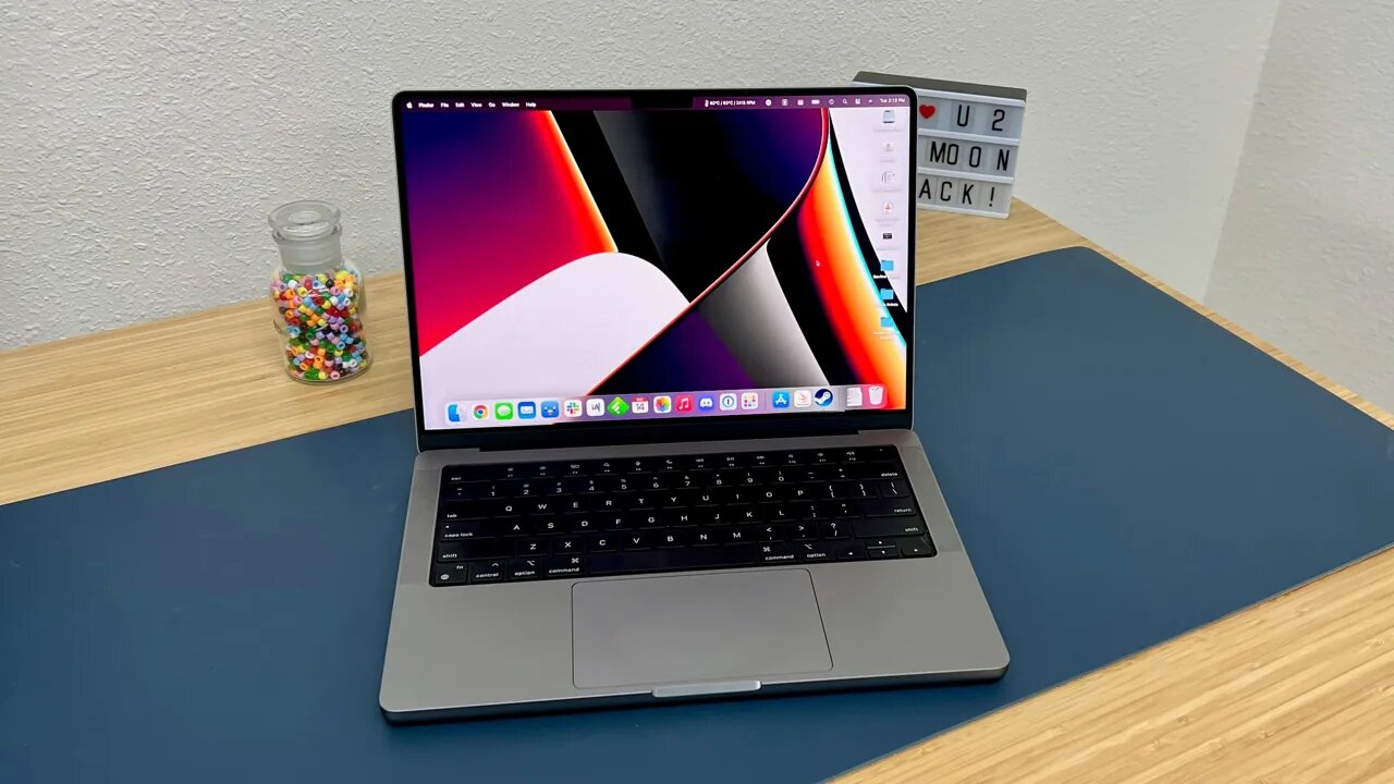 2025 İçin Yeniden Tasarlanan MacBook Pro Düşünülüyor Cepkolik