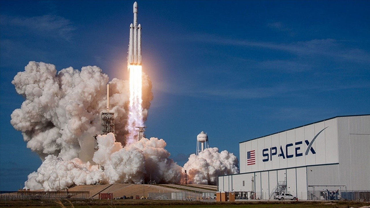 SpaceX 2023 Yılını 97 Falcon Roket Fırlatması İle Kapatıyor