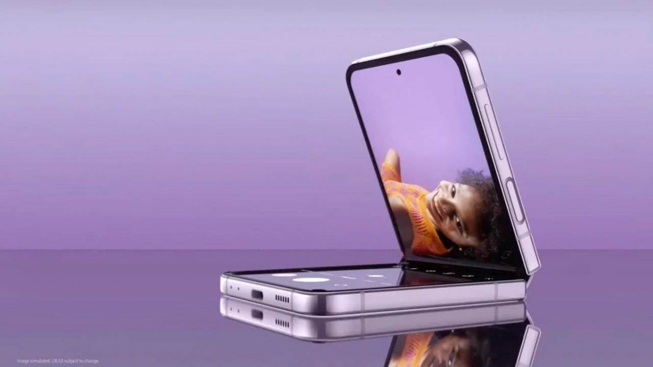 Samsung Galaxy Z Flip FE Özellikleri Belli Olmaya Devam Ediyor